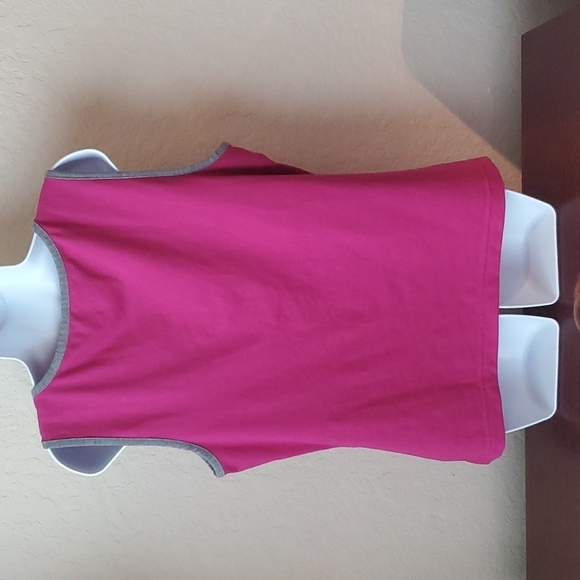 Tek Gear sz L pink with gray trim workout top - Picture 5 of 8